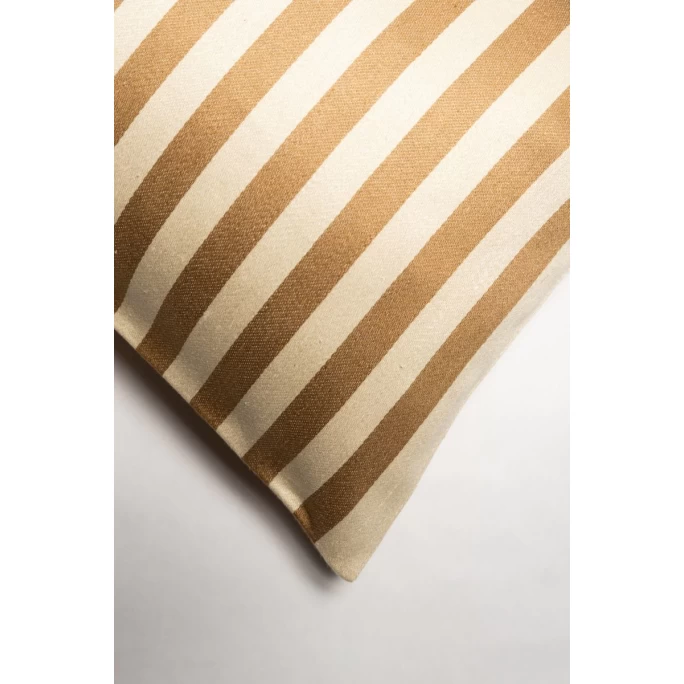 Linum AMALFI Kissenhülle - 35x50 Cm - Kamelbraun B78 4 Linum AMALFI Kissenhülle - 35x50 Cm - Kamelbraun B78 – Bild 2