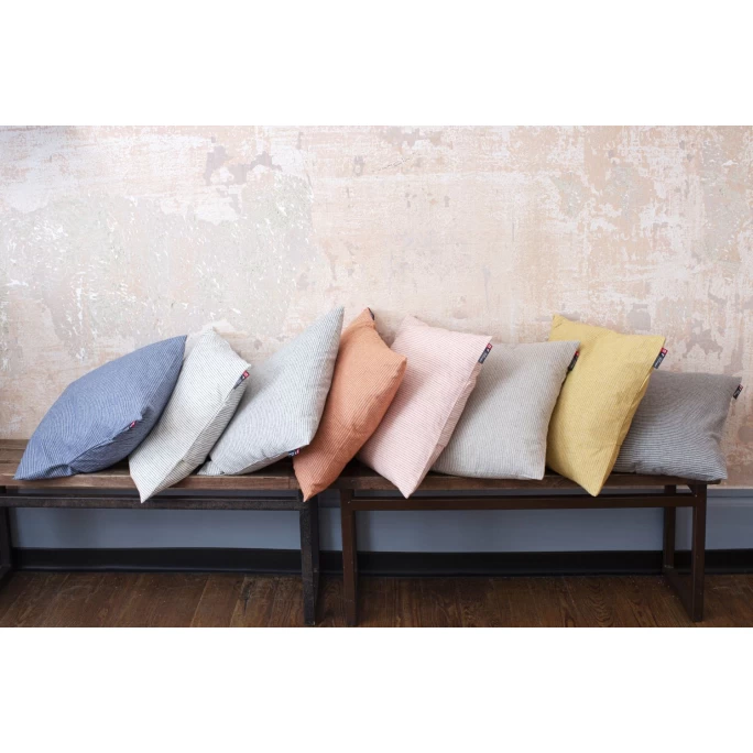 David Fussenegger NIZZA Nadelstreifen Recycling Kissen 2er-Set - 2 Stück à 40x40 Cm - Schlamm 7 David Fussenegger NIZZA Nadelstreifen Recycling Kissen 2er-Set - 2 Stück à 40x40 Cm - Schlamm – Bild 5