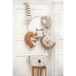 David Fussenegger JUWEL Tierform-Kissen Mit Füllung - 35x40 Cm - Roter Panda -Boutique-Kissen-Discounter 481881 big 2